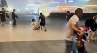 Honq-Konqda güclü tayfun insanları yerindən belə qopardı - ANBAAN VİDEO