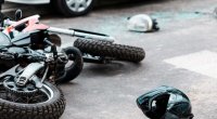 Bakıda motosikletçi qırmızı işıqdan keçərək qəza törətdi