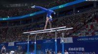 Gimnast yarış zamanı yıxılaraq komaya düşdü