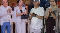 Kəmaləddin Heydərov festivalı xanımı ilə izlədi – FOTO