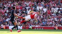 İsveçli hücumçu “Arsenal”da ilk qolunu vurdu - VİDEO