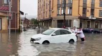 Mahaçqala küçələri su altında qalıb