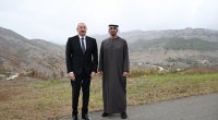 Prezidentlərin Daşaltı kəndinin fonunda birgə FOTOLARI
