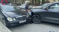 AMEA-nın həyətində zəncirvari qəza - FOTO
