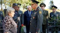 Kərim Vəliyev Belarusda Azərbaycanın Milli Qəhrəmanının anası ilə görüşdü – FOTO