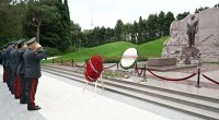 Anım Günündə Fəxri xiyaban, Şəhidlər xiyabanı, Zəfər parkı və Hərbi Memorial Məzarlıq ZİYARƏT EDİLDİ - FOTO