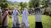 ŞOK: İranda 119 yaşlı kişi evləndi