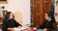 Birinci xanımın Vatikan şəhər-dövlətinin qubernatorluğunun prezidenti ilə görüşü olub - FOTO