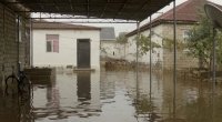 Aşağı Güzdək qəsəbəsindən ŞİKAYƏT: Yağış yağanda evlər su altında qalır &ndash; VİDEO
