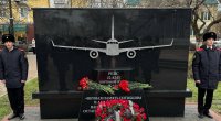 AZAL təyyarəsinin qəzası nəticəsində həlak olanların xatirəsinə Qroznıda memorial plitə ucaldıldı - FOTO
