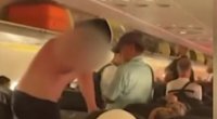 Təyyarədə qorxulu anlar: Rusiyalı sərnişin soyunub... - VİDEO