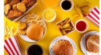Alimlərdən şok araşdırma: Burgerlər siqaret qədər təhlükəlidir