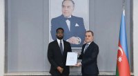 Somalinin ilk rezident səfiri etimadnaməsinin surətini Ceyhun Bayramova TƏQDİM ETDİ - FOTO