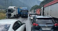 Gürcüstan 100-dən çox erməni maşınını sərhəddən buraxmır &ndash; İrəvan izahat tələb edir
