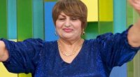 Rəqs edərək ev təqdim edən "Makler bibi" vəfat etdi
