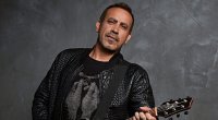 Məşhur müğənni xəstəxanadan evə buraxıldı
