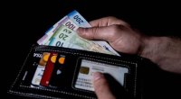 Niyə bəziləri kasıblıqdan qurtula bilmir? &ndash; Pulla bağlı edilən səhvlər