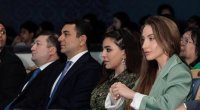Leyla və Alyona Əliyevalar "Balaca Şahzadə" tamaşasında &ndash; FOTO
