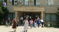 Poliklinikalarda davam edən növbə problemləri&hellip; - VİDEO