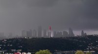 İstanbulu su BASIB - Nəqliyyatın hərəkətində çətinlik yaranıb