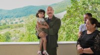 &ldquo;O biri qız hanı? Onunla ayrı çəkdirərik&rdquo; &ndash; VİDEO