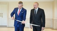 İlham Əliyev və Pelleqrini biri-birilərinə hədiyyələr təqdim etdilər &ndash; FOTO