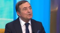 Mənsum İbrahimov: "Qızım bütün nəsli formada saxlayır"