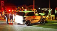 Zərdabda ağır qəza: "Kia Rio" ağaca və işıq dirəyinə çırpıldı
