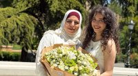 Ana və qızı eyni anda məzun oldular: "Mən onun qədər çox oxumamışam" - VİDEO