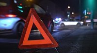 Samuxda avtomobil hasara çırpıldı: Yaralılar var