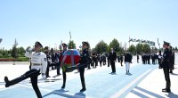 İlham Əliyev Daşkənddə Müstəqillik abidəsini ziyarət edib - VİDEO