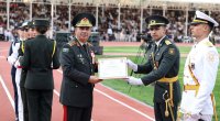 Türkiyədə azərbaycanlı məzunlara diplomları Zakir Həsənov təqdim etdi - FOTO