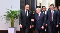 İlham Əliyev Vladimir Putinlə ayaqüstü söhbət etdi &ndash; FOTO/VİDEO