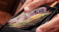 Azərbaycanda orta aylıq nominal əməkhaqqı 1176 manatı KEÇDİ