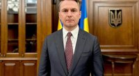Zelenski ölkəni tərk edən Kravçenko barədə FƏRMAN imzaladı
