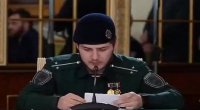 Kadırovun üzündən oxuya bilməyən oğlu biabır oldu - VİDEO