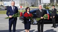 Dövlət və hökumət rəsmiləri Bakıdakı Zəfər parkında şəhidlərin xatirəsini andılar
