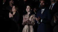 Türkiyəli aktyor Bakıdakı film təqdimatında xanımını tək qoymadı &ndash; FOTO-VİDEO