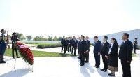 Laos Prezidenti Zəfər parkını ziyarət etdi &ndash; FOTO