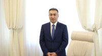 Anar Bayramovu Səhiyyə Nazirliyinin kollektivinə Teymur Musayev təqdim etdi &ndash; FOTO