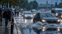 İstanbulda sel mağazanı yararsız hala saldı - VİDEO