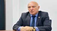 Deputatın saxlanılan oğlunun işi başqa məhkəməyə göndərildi - VİDEO