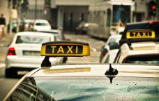 Taksilərdə gediş haqqının ödənilməsi üçün yeni qaydalar TƏSDİQLƏNİB - FOTO