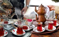 Çay SEVGİMİZ - İsti havada qaynar çay içməyin sağlamlığımıza ZƏRƏRLƏRİ nədir?