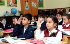 45 dəqiqə dərs, 30 şagird - Sıxlığa çözüm nədir?