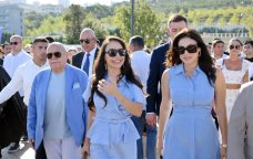 Klassik avtomobillərin yürüşü və çövkən oyunu keçirildi - Leyla Əliyeva TƏDBİRDƏ - FOTO