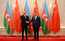 İlham Əliyev Si Cinpin ilə görüşdü - FOTO