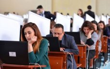 Sertifikasiyadan keçən müəllimlər GÖZLƏMƏDƏ – Müsahibə mərhələsi niyə YUBANIR?