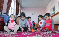 Məktəb yaşında, amma təhsildən uzaq - Sənədsiz uşaqların ACI TALEYİ