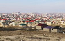 Sənədsiz evlər problemi: Yüzlərlə ailə çıxarış gözləyir - VİDEO